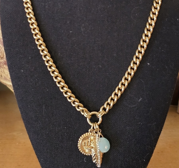 Juicy Couture Jewelry - Juicy Couture Y2K Vintage Feather And Coin Charm Necklace. Like New Condition.